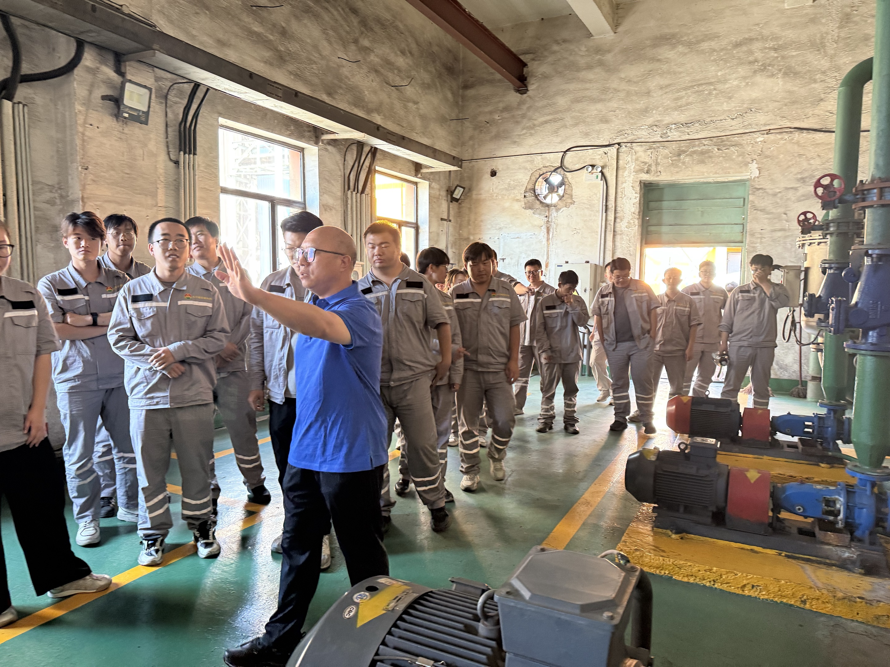 1754989511909032322.jpg 41401e56-be8b-47ce-91ef-4fc752952dd3.jpg